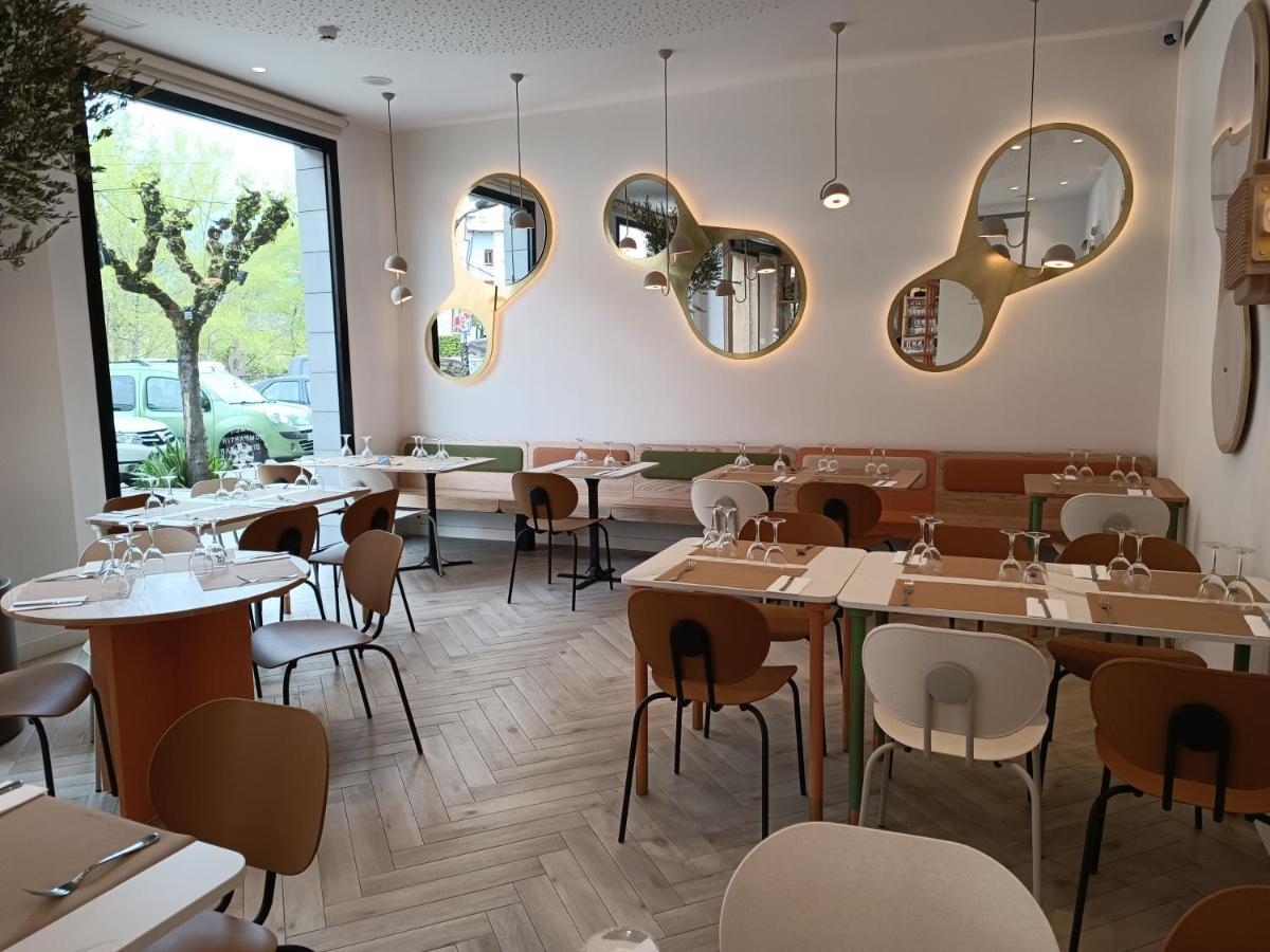 Apartahotel Dos Rios Аинса-Собрарбе Экстерьер фото