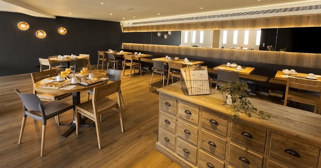 Apartahotel Dos Rios Аинса-Собрарбе Экстерьер фото